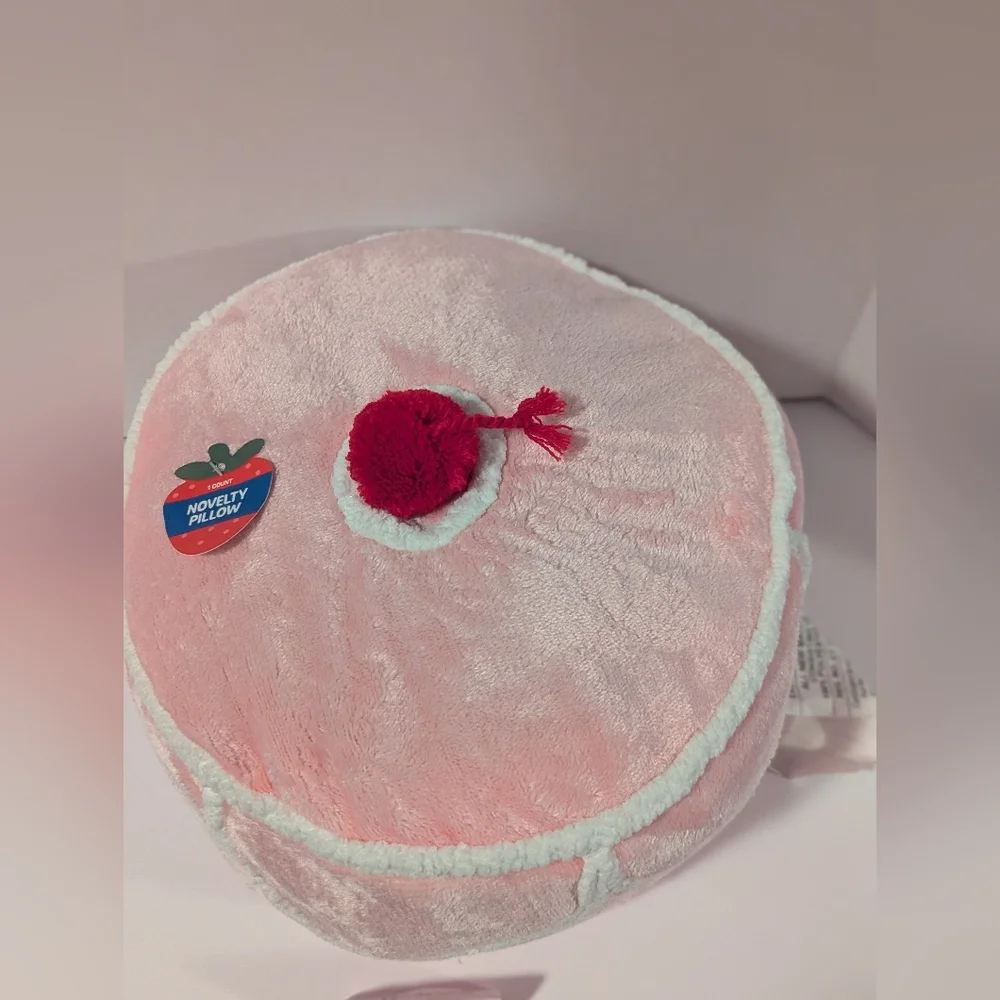 Target Bullseye Playground Valentines Pillow Cake Pink Frosted W/ Cherry On Top
